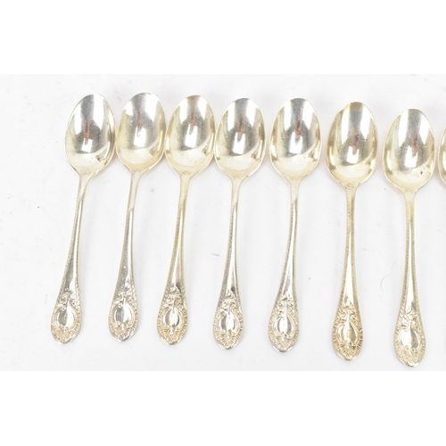 116 - A Victorian silver set of twelve Martin, Hall & Co (Richard Martin & Ebenezer Hall), hallmarked Shef... 