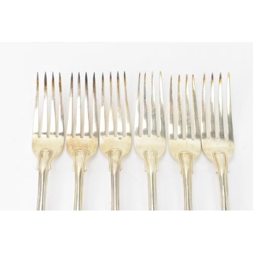 273 - A William IV set of six silver table forks, by William Collins, hallmarked London 1832, in the kings... 