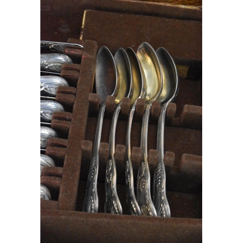 4 - A canteen of silver cutlery in the Kings pattern,  with various dates and makers, comprising nine te... 