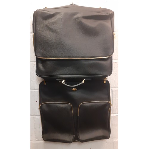 55 - Brics-A large black textured leather folding suit carrier/weekend bag 18