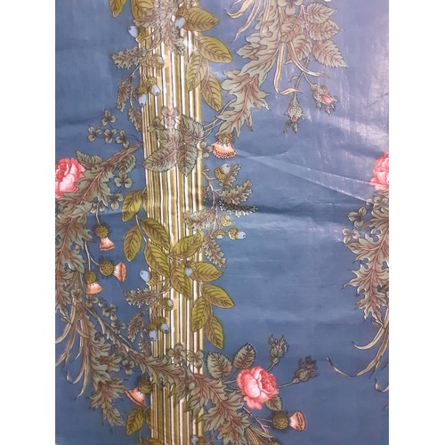 125 - A quantity of vintage short width fabrics (40cm average width) to include satin and brushed silk tog... 