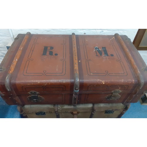 149 - Three items of vintage luggage comprising a S.Goff & Co cream suitcase, an Art Deco Sperrho Zplatter... 