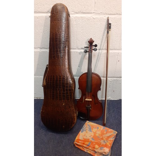 193 - A 1953 Frederick G Moverley of Stourport-on-Severn violin with bow, accessories, a mock crocodile ha... 