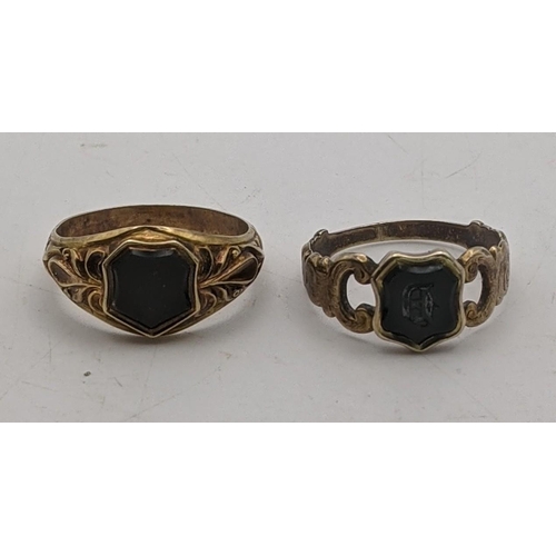 111 - Two gent gold signet rings both tested as 9ct gold and both set with blood stone, total weight 5.1g
... 