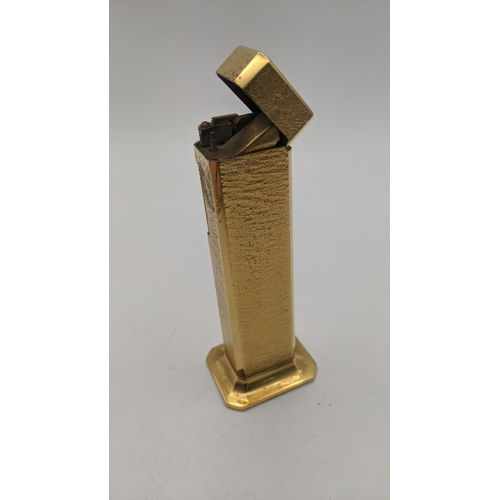 129 - A Dunhill gilt tallboy table lighter
Location:A2B
If there is no condition report shown, please requ... 