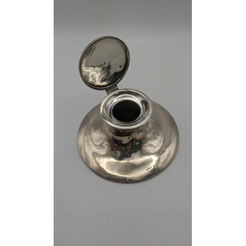 175 - A Stewart Dawson and Co. silver ink well hallmarked 1908
Location:T
If there is no condition report ... 