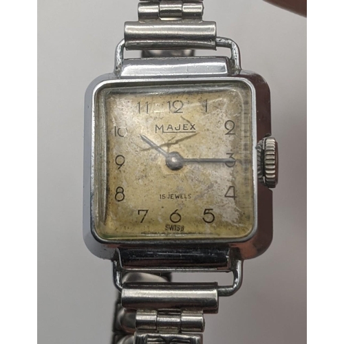 21 - Two ladies wristwatches to include a 9ct gold Rotary watch on later expanding strap and one other
Lo... 