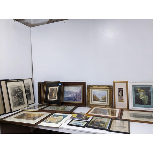 267 - A mixed lot of prints to include a set of seven Cries of London prints, a theatre of Nottingham bill... 