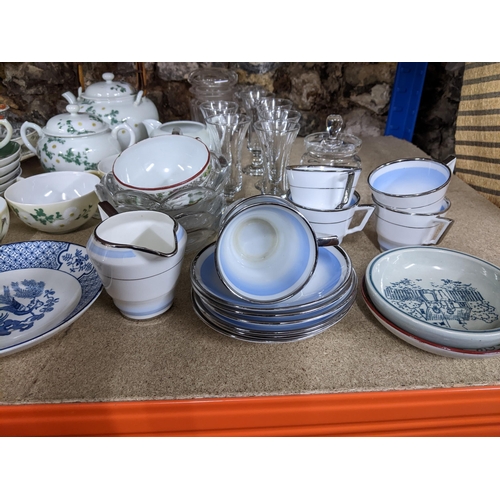 270 - A mixed lot of ceramics and glassware to include a Japanese tea set decorated with flowers and crane... 