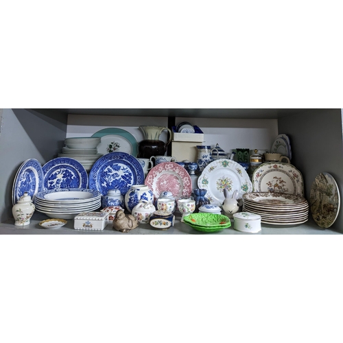 271 - A mixed lot of ceramics to include Minton Haddon Hall, Carlton ware trinket box, Meissen trinket box... 