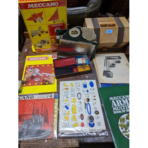 281 - A selection of Meccano equipment, magazines and catalogues to include a box set
Location: G
If there... 