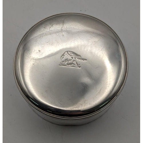 75 - A silver Georgian dressing table pot hallmarked London 1821, 149.4g
Location:R1.2
If there is no con... 