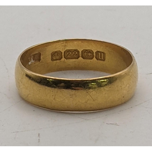 89 - A 22ct gold wedding band, 4.4g Location:RING
If there is no condition report shown, please request