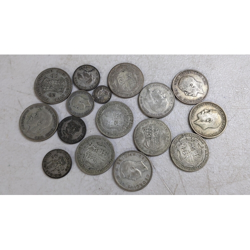 317 - A selection of pre-1947 silver Crowns, shillings and others, 174g Location: CAB5
If there is no cond... 