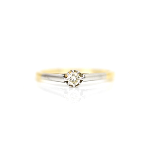 291 - A 18ct yellow gold and platinum solitaire diamond ring, the diamond approx 2.6mm surface diameter an... 