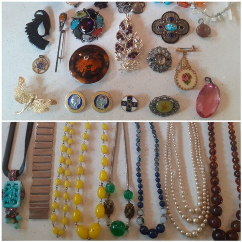 56 - Vintage costume jewellery comprising brooches, necklaces and bracelets to include a Scottish silver ... 