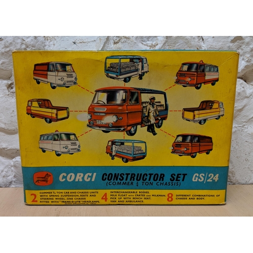 4 - A Corgi Commer 3/4 ton Chassis construction set GS/24, and a Dinky Toy tow-away Glider set consistin... 