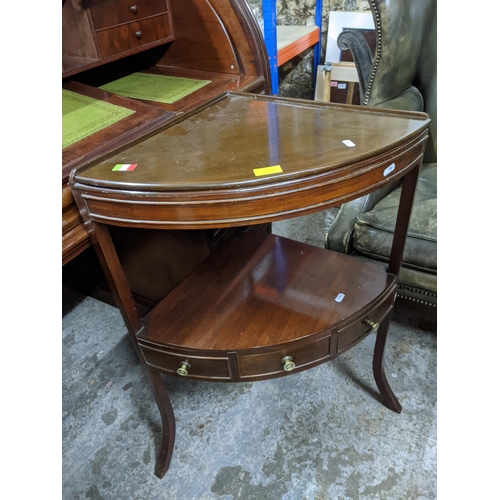 280 - A 19th century mahogany side table, the top with rounded corners, over a single drawer on square tap... 