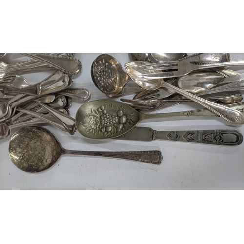 187 - Mixed flatware and cutlery to include a William Yates canteen of cutlery consisting of a set of 12 f... 