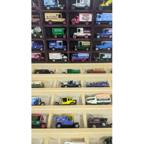 236 - A collection of Matchbox examples, some boxed, to include Y21 1926 Ford Model TT and others Location... 