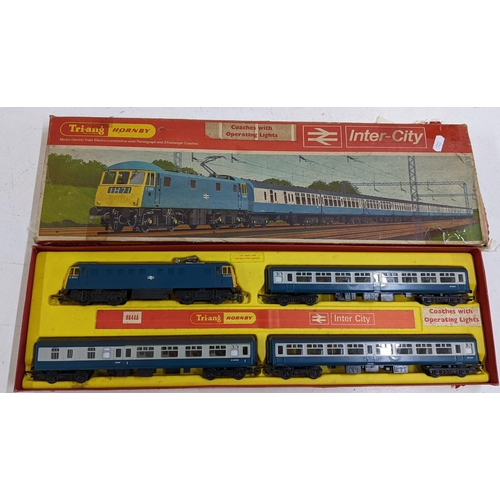 258 - A Triang Hornby 00 gauge Inter City model train set in original packaging Location:A2B
If there is n... 