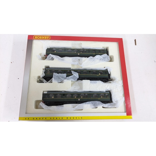 326 - A boxed Hornby 00 gauge 3015 Great North Eastern Railway train pack
Location:1.1

If there is no con... 