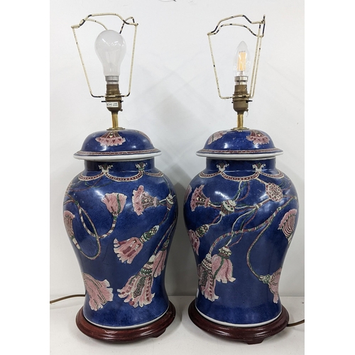 338 - A pair of Carlos Remes London baluster vases and table lamp in the Chinese manner, 43cm h excluding ... 