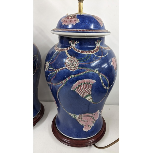 338 - A pair of Carlos Remes London baluster vases and table lamp in the Chinese manner, 43cm h excluding ... 