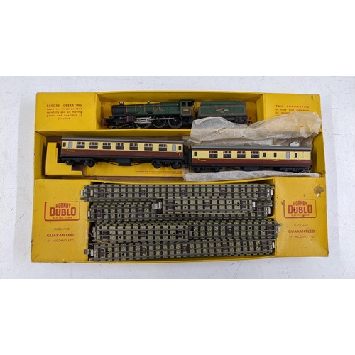 352 - A Hornby Dublo Bristol Castle boxed train set without cover Location:RAF
If there is no condition re... 