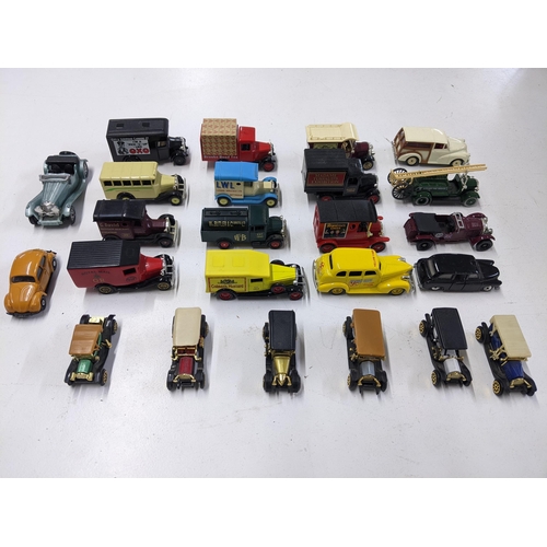 41 - A mixed lot of die cast model vehicles to include four boxed 1.43 scale vaguards. Various lead ' day... 