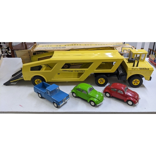 52 - A Mighty Tonka car carrier boxed No.3990 and a Mighty Tonka Dump No.3900 with original box Location:... 