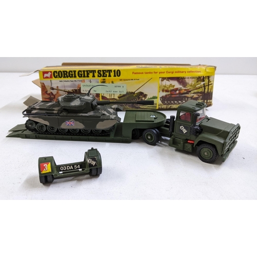 60 - Boxed Diecast military vehicles to include a Dinky Toys No.694 Tank Destroyer, a Corgi gift set 10, ... 