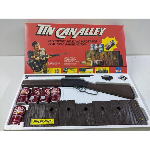 86 - A Tin Can Alley play set in original box and packaging Location: BWR
If there is no condition report... 