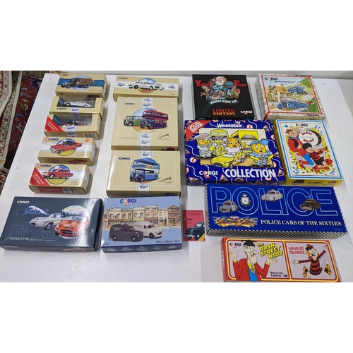 95 - A collection of Corgi Diecast vehicle box sets to include Classic Commercials The East Lancashire, T... 