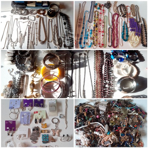 139 - A large quantity of costume jewellery to include late 20th Century to modern day bead necklaces to i... 