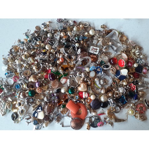 135 - A large quantity of modern costume jewellery comprising earrings, bracelets to include a Rochelle 18... 