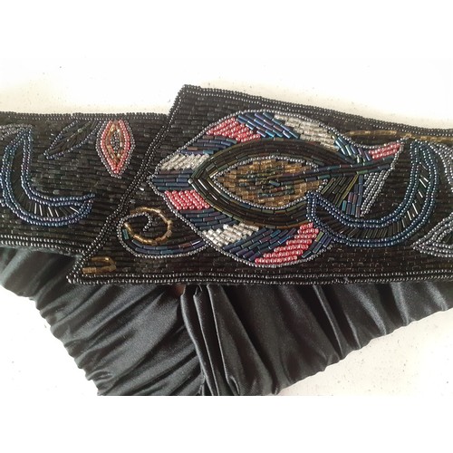 68 - Mixed vintage fashion accessories comprising 2x 1970's black vintage evening bags, one with matching... 