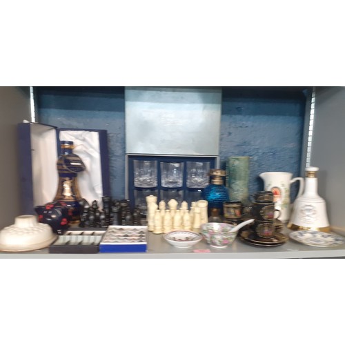 193 - A mixed household lot to include 6 Durand whisky tumblers, Oriental, china, specimen stones in the f... 