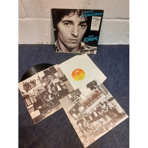 181 - A quantity of LP's to include Rolling Stones 'Rolled Gold', 'Let it Bleed' and 'Sticky Fingers', Jim... 