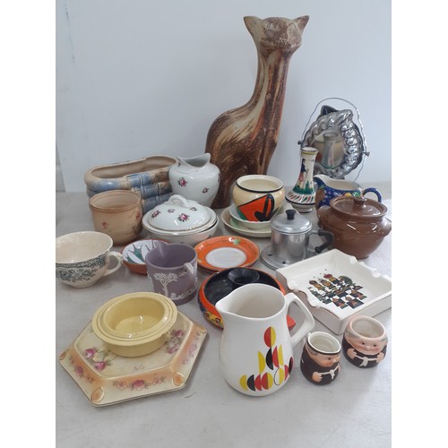 205 - Mixed household ceramics and kitchenware to include a Wedgwood lilac Jasperware jug together with st... 