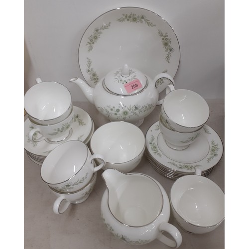 209 - Late 19th century and later tea cups and saucers, a small quantity of Hancock's 'Ivory Ware' hand-pa... 