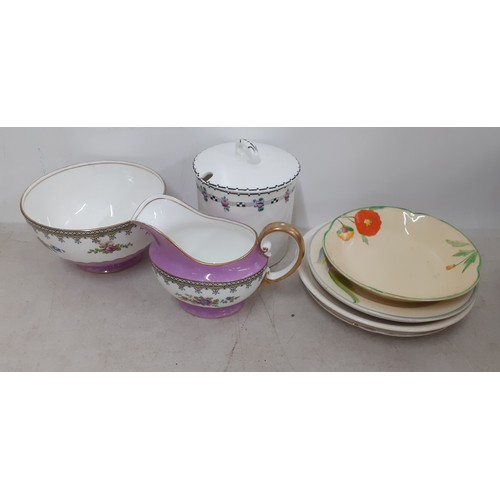 209 - Late 19th century and later tea cups and saucers, a small quantity of Hancock's 'Ivory Ware' hand-pa... 