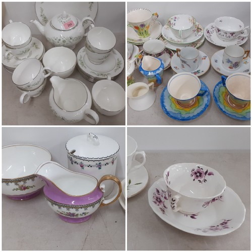 209 - Late 19th century and later tea cups and saucers, a small quantity of Hancock's 'Ivory Ware' hand-pa... 