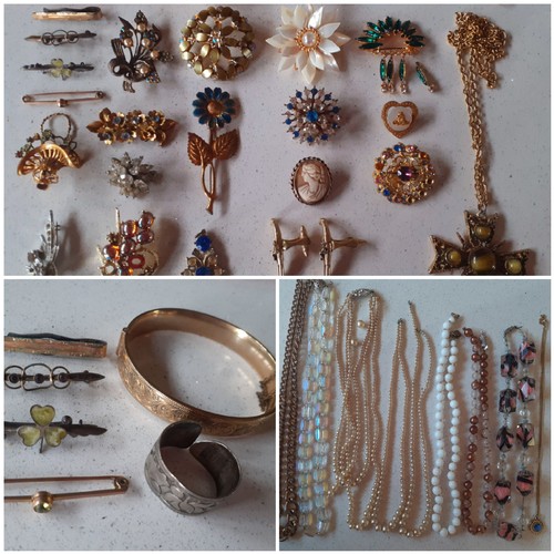 80 - Vintage costume jewellery comprising brooches, necklaces to include gold tone chains and simulated p... 