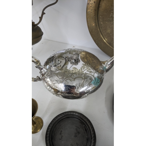 184 - Mixed metalware to include a brass floral, etched tray and matching pitcher, six goblets, a silver p... 