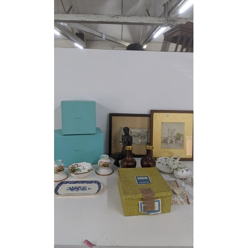 231 - A mixed lot to include two boxed Tiffany & Co 'Tiffany Holiday' items together with enamel cloisonne... 