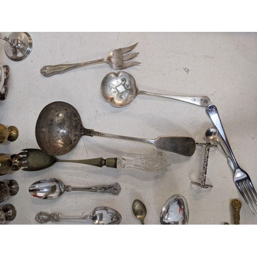 271 - Silver plate to include an 18th/19th century tankard, flatware and other items Location:A3M
If there... 