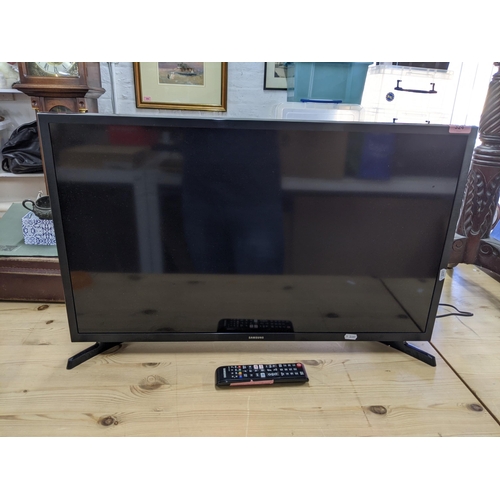 324 - A Samsung EU32T4300AK television with remote
Location:RAF
If there is no condition report shown, ple... 