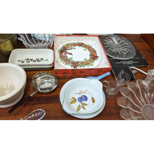 327 - Mixed items to include a brass preserve pan, meat plates, glass custard cups, a Danish design pan, D... 