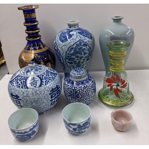 398 - A mixed lot of 20th century Oriental ceramics, and glassware to include a glass vase with a painted ... 